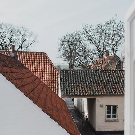 Kjobing Manor Panzió Ærøskøbing Kültér fotó