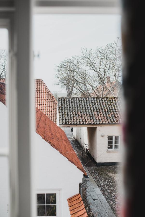 Kjobing Manor Panzió Ærøskøbing Kültér fotó
