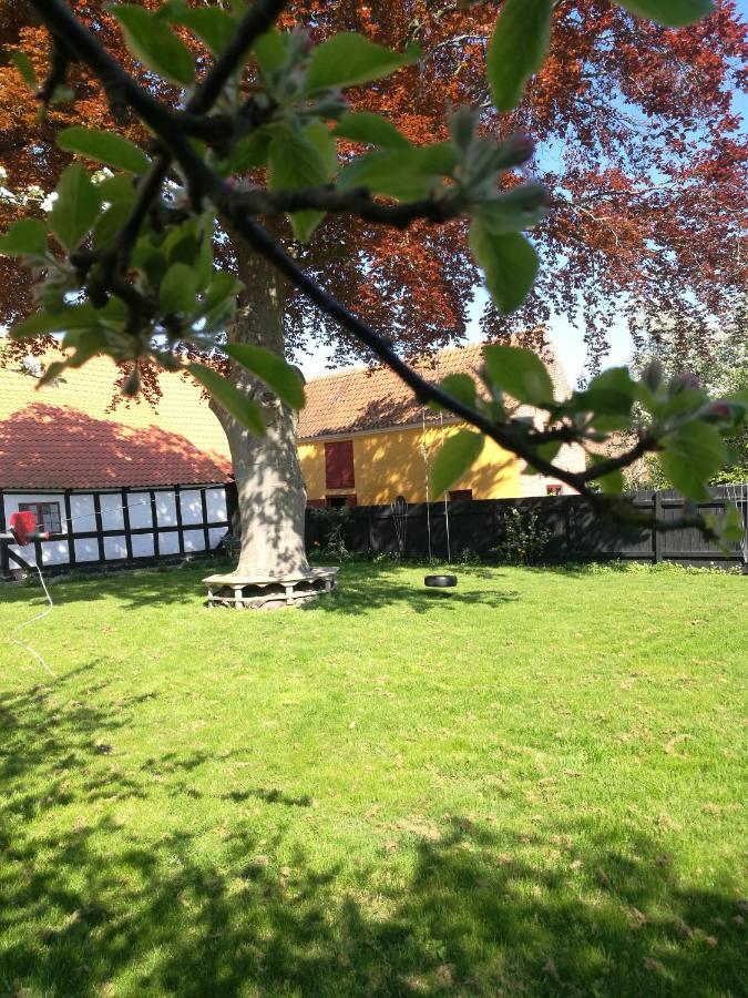 Kjobing Manor Panzió Ærøskøbing Kültér fotó
