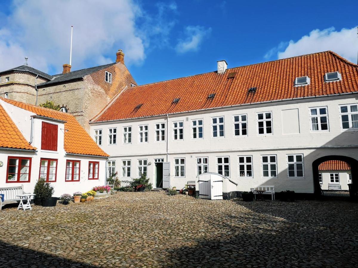 Kjobing Manor Panzió Ærøskøbing Kültér fotó