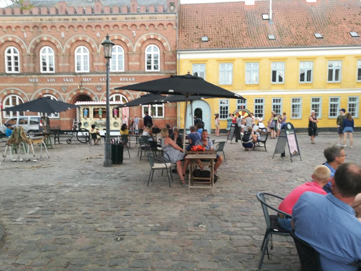 Kjobing Manor Panzió Ærøskøbing Kültér fotó